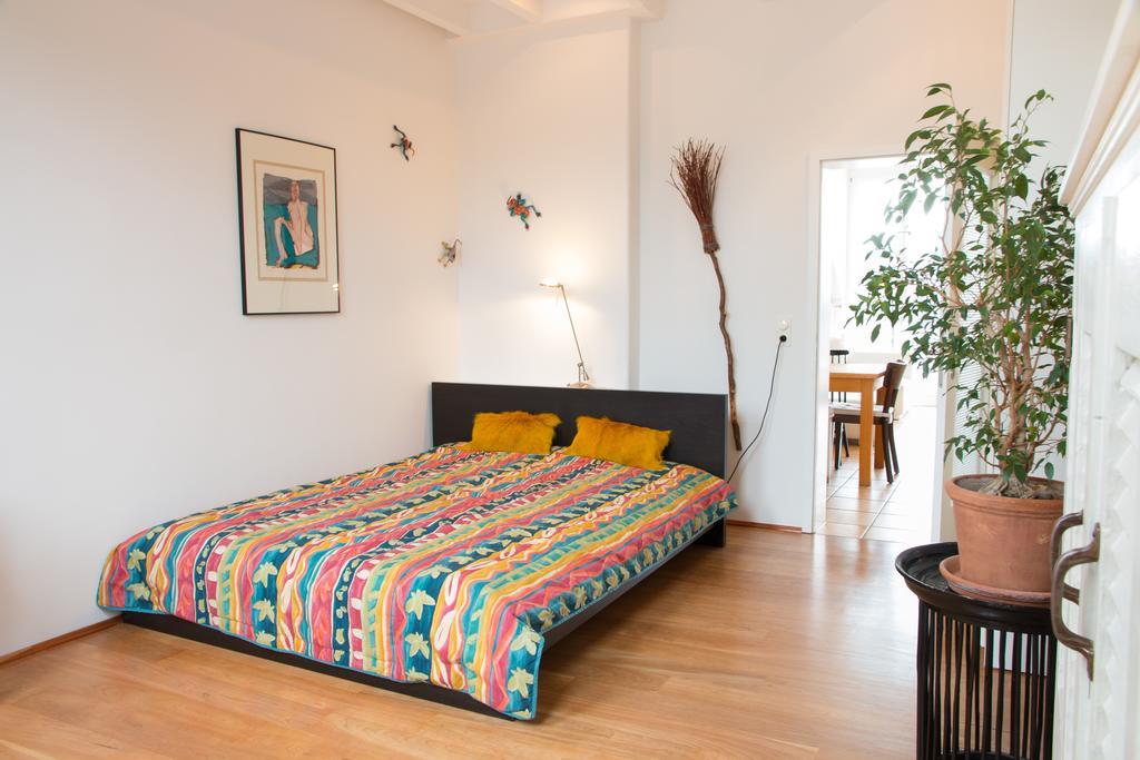 Apartment Medienhafen 46 Sqm Düsseldorf Eksteriør bilde
