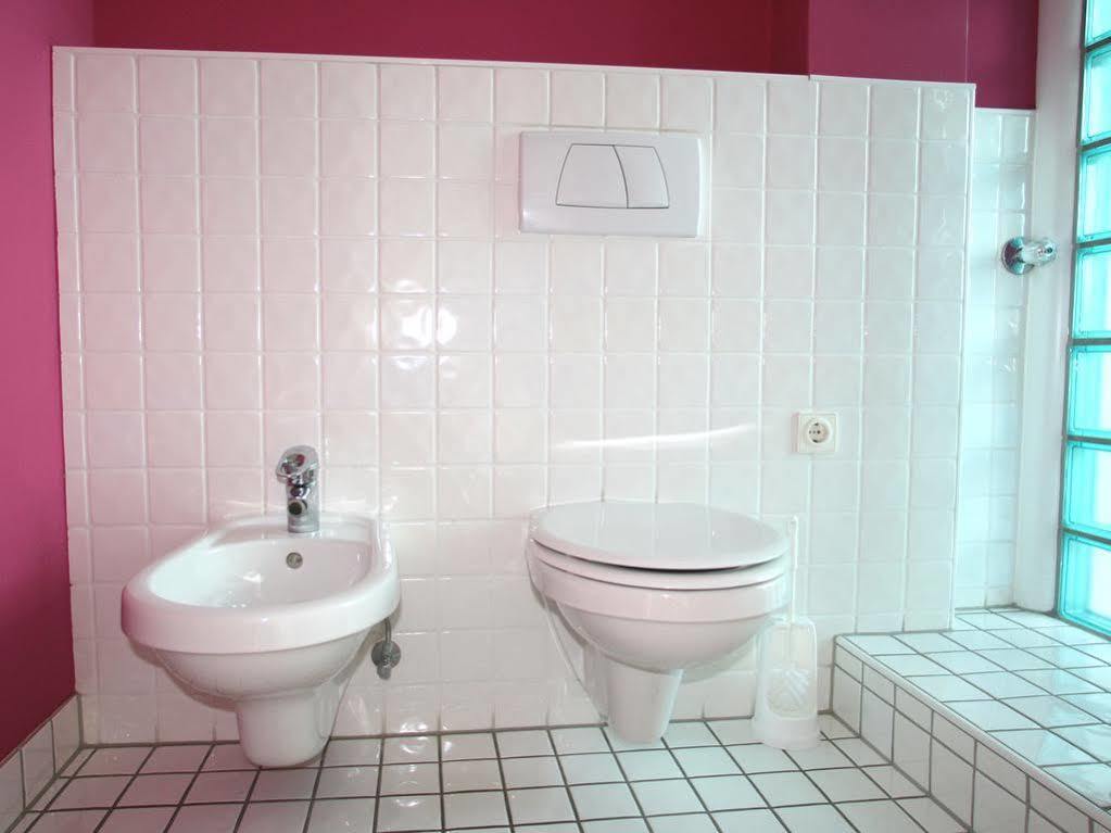 Apartment Medienhafen 46 Sqm Düsseldorf Eksteriør bilde